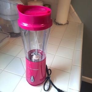 Hot Pink Hamilton Beach Blender